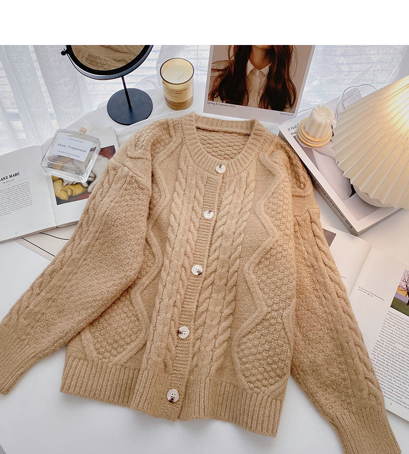 Single breasted round neck twist sweater  5986