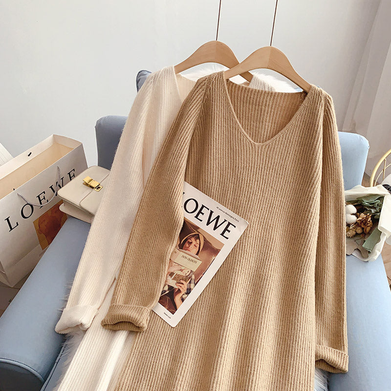 Robe en tricot à col en V 5027