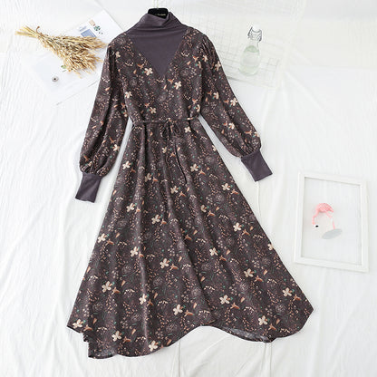 Robe fleurie à col montant avec surpiqûres 4783