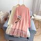 Robe en laine avec coutures en dentelle et bas en tricot 5054