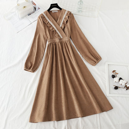 Nouvelle robe slim en velours côtelé à volants 4753