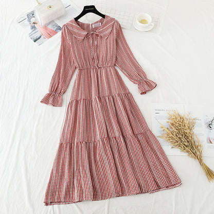 Robe douce féerique en treillis français à manches longues et taille haute 4721