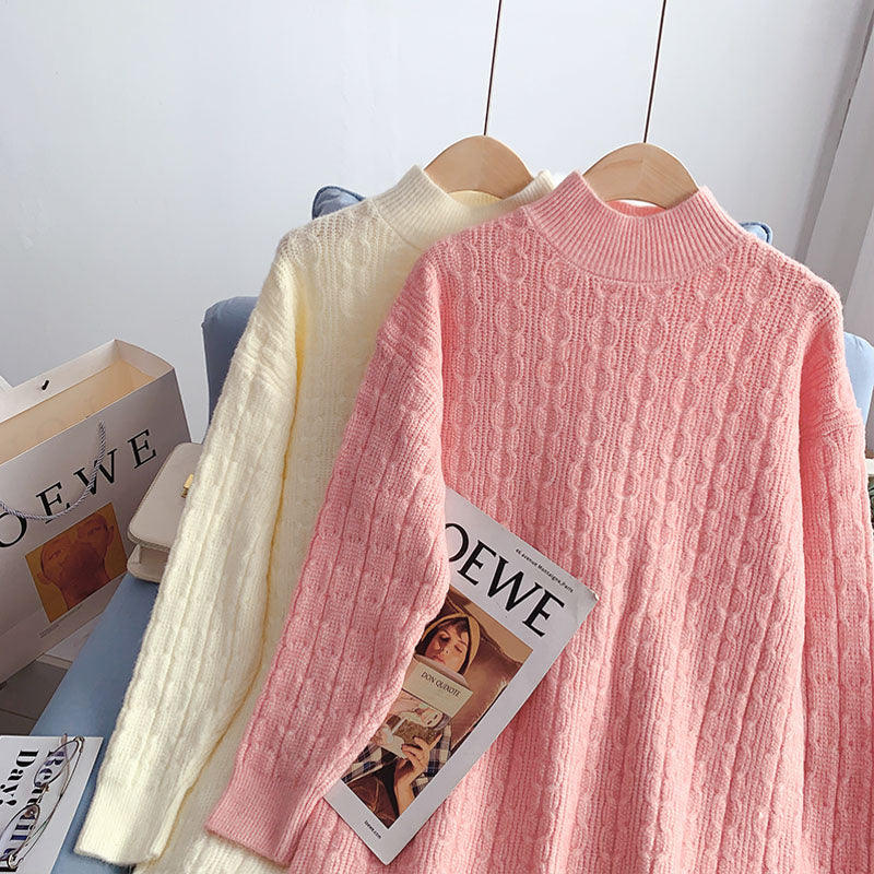 Robe en laine avec coutures en dentelle et bas en tricot 5054