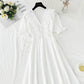 Robe en coton et lin Jupe en dentelle française douce à col en V 4887