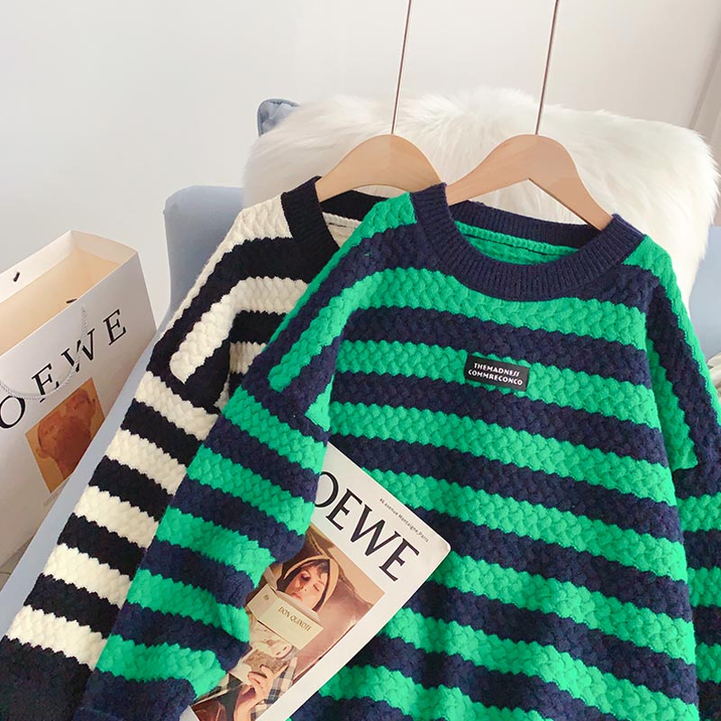 Pull rayé noir et blanc à la mode, haut de style étranger 4943