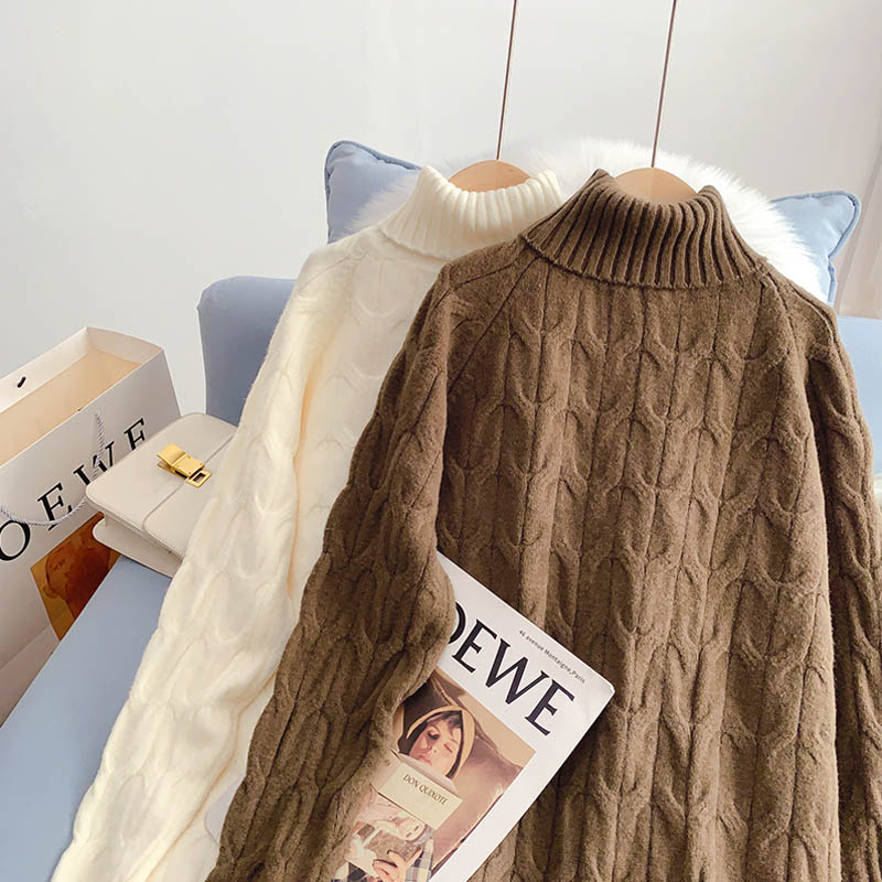 Robe longue à fond plat avec jupe intérieure ample en laine épaisse 4928