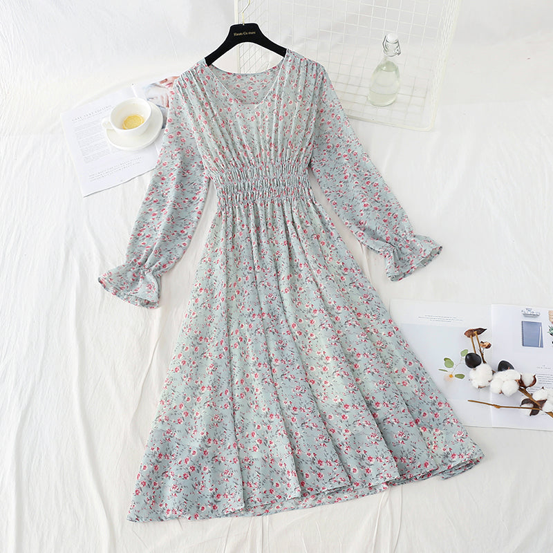 Neues, plissiertes Blumenkleid mit elastischer Taille für Damen 4816