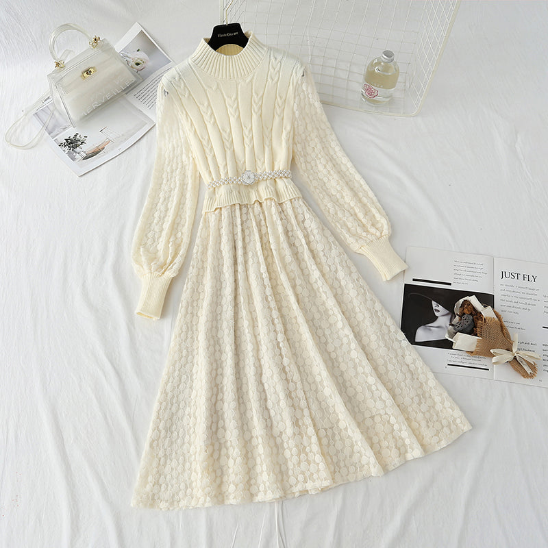 Nouvelle robe en dentelle cousue avec jupe à l'arrière 4442