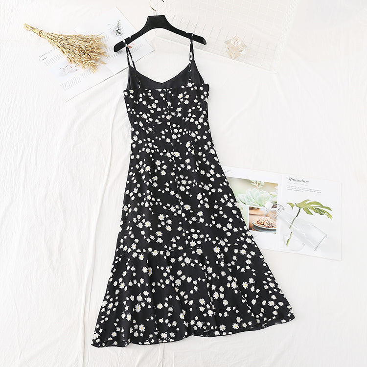 Robe à bretelles en mousseline de soie à fleurs et jupe à volants en queue de poisson 4117