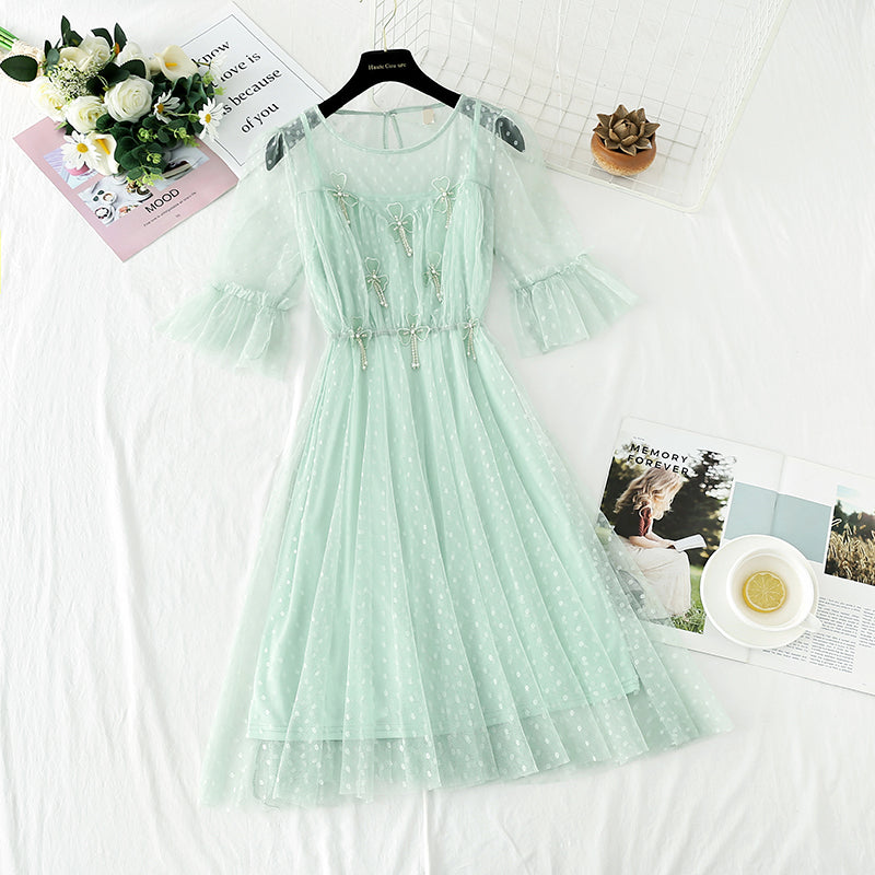Robe en maille avec perles et strass 4407