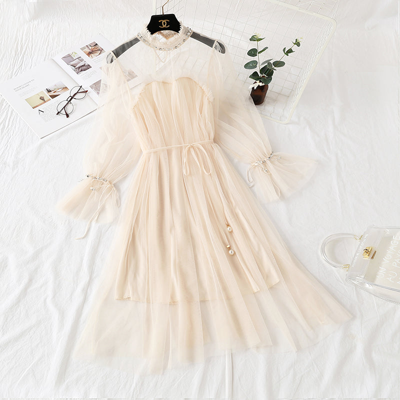 Robe en maille avec dentelle perlée à manches longues 4307