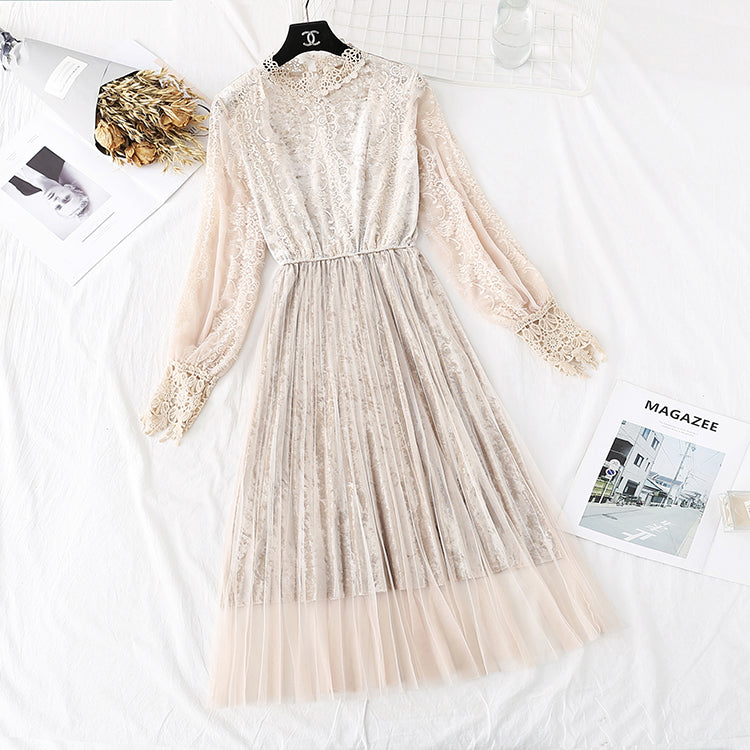 Robe en maille de velours doré plissée en dentelle 3971
