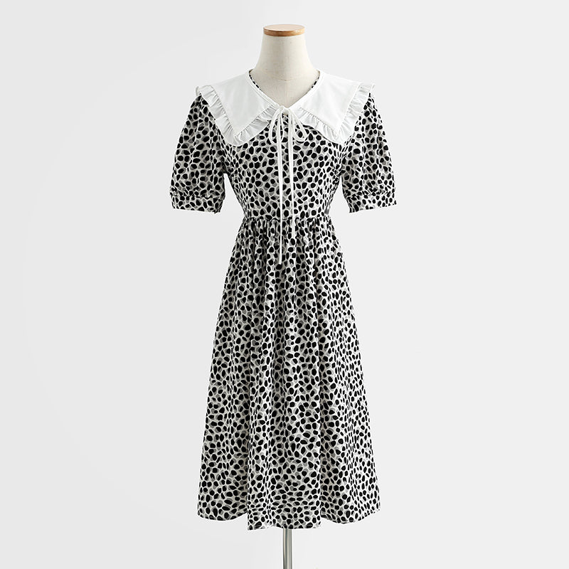 Robe fleurie en coton et lin à col poupée rétro française 4290