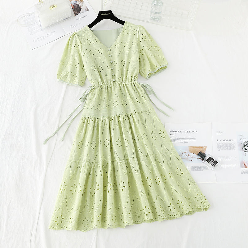 Jupe longue à taille rétro française brodée au crochet avec tempérament fin 4221