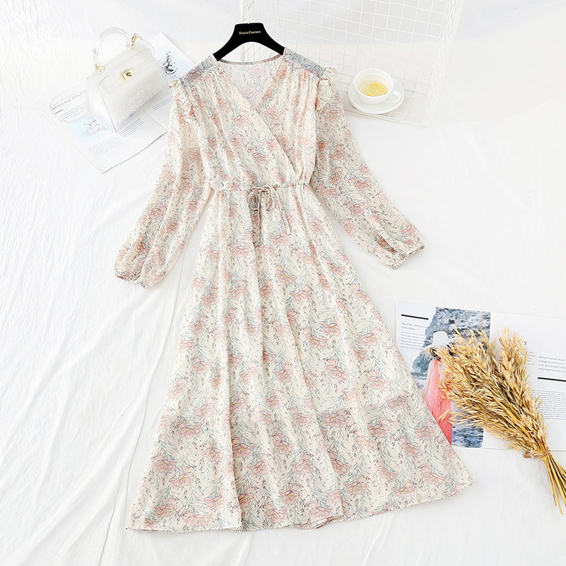 Jupe en mousseline de soie à col en V et manches volantées vintage 3849