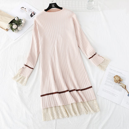 Pull en dentelle avec coutures fausses deux jupes 3803