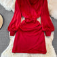 Robe plissée à taille à revers et à bas fessier 3752