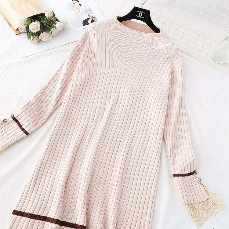 Pull en dentelle avec coutures fausses deux jupes 3803