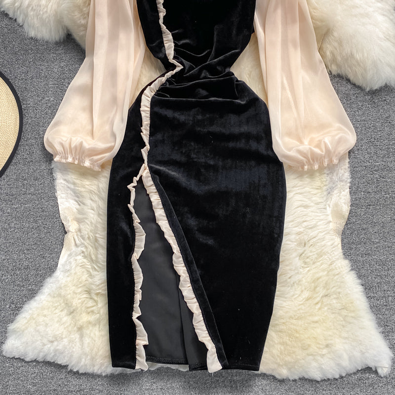 Robe en velours taille haute à col carré 3765