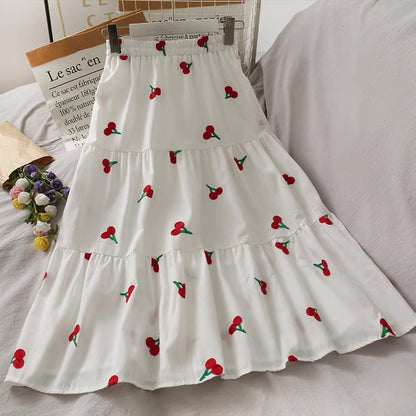 Sweet wind, strawberry embroidery stitching in the long skirt, elastic waist A line big skirt  3618