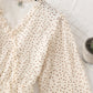 Robe en mousseline à col en V et à points ondulés 3730