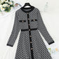 Robe en maille légère et mature avec taille fine 3883