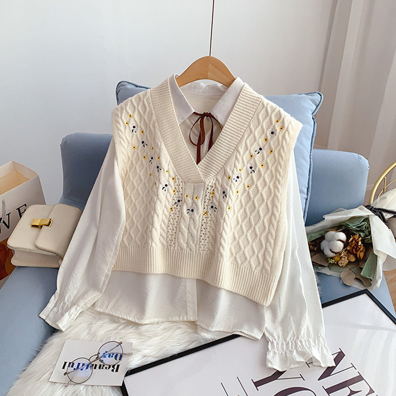 Embroidered knitted vest women's Vest sweater Waistcoat Vest  4934