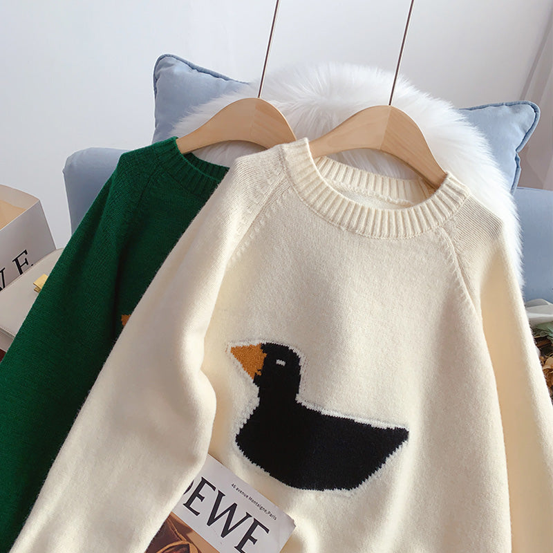 Japanese embroidered duck cartoon sweater  5099