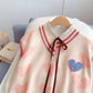Gilet en tricot japonais brodé Love 5172