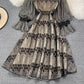 Robe en mousseline de soie avec col ras du cou et broderie ajourée en dentelle 3776